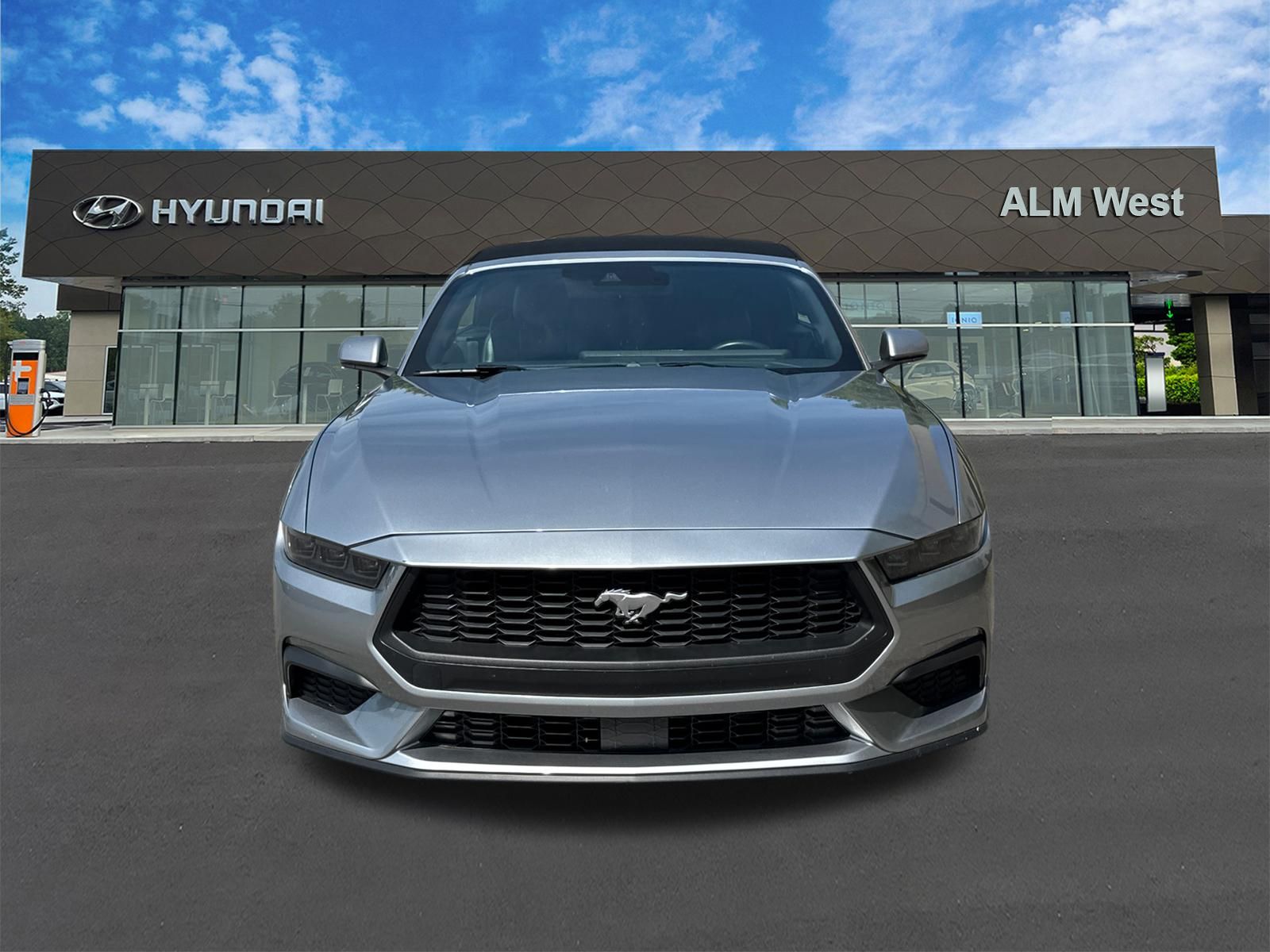 Used 2025 Silver Ford EcoBoost Premium image 2