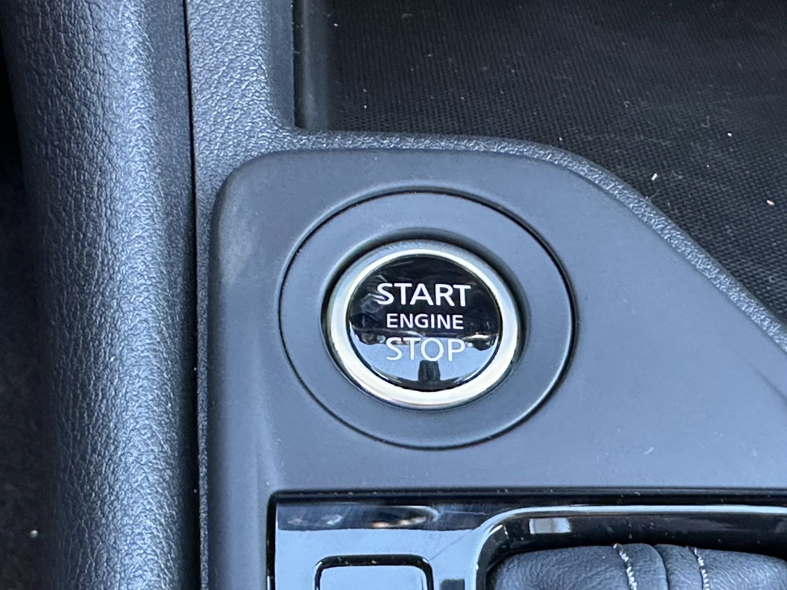 2025 Nissan Sentra S photo 4