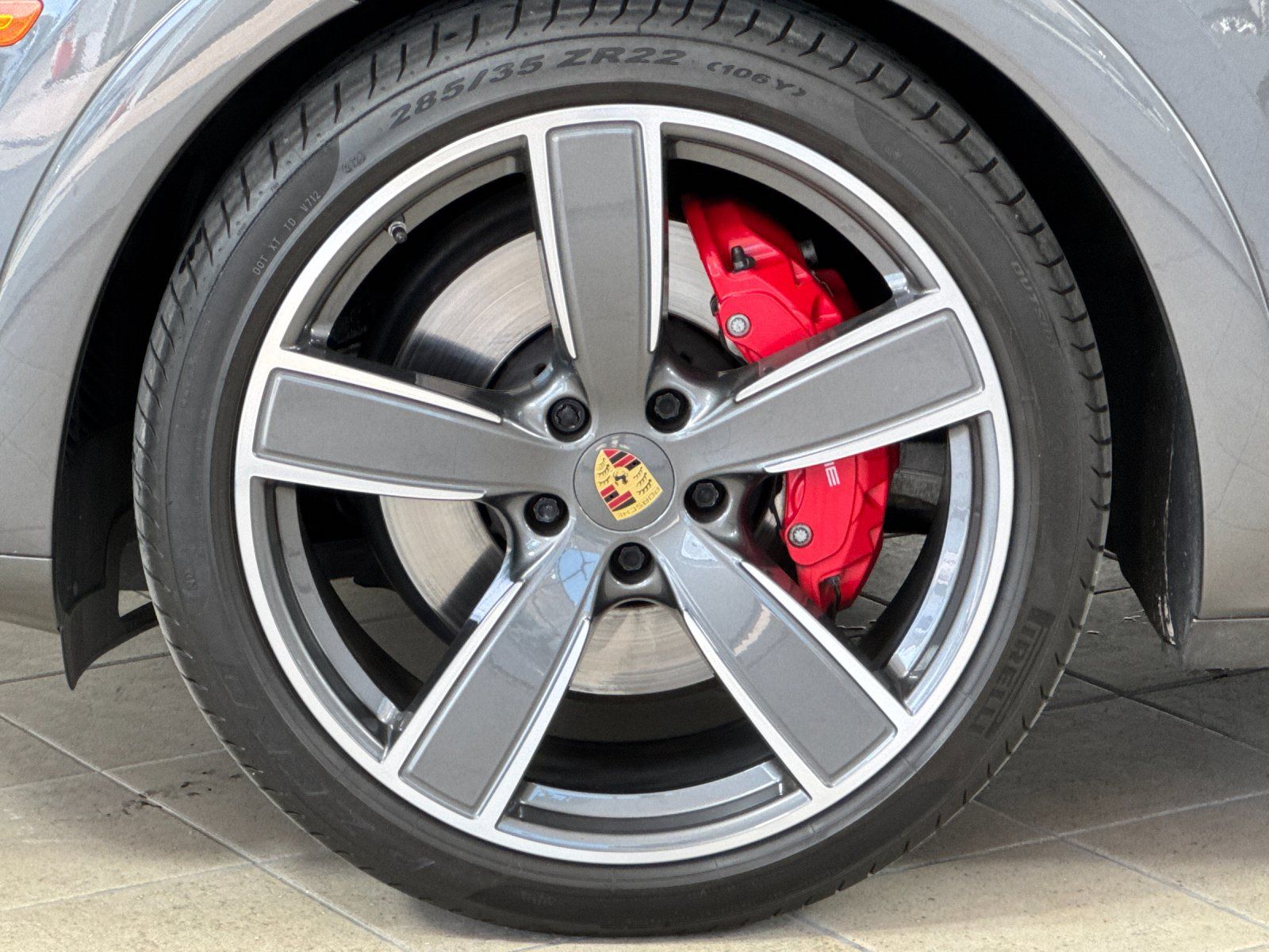 2021 Porsche Cayenne Coupe GTS — full photo 27 of 30