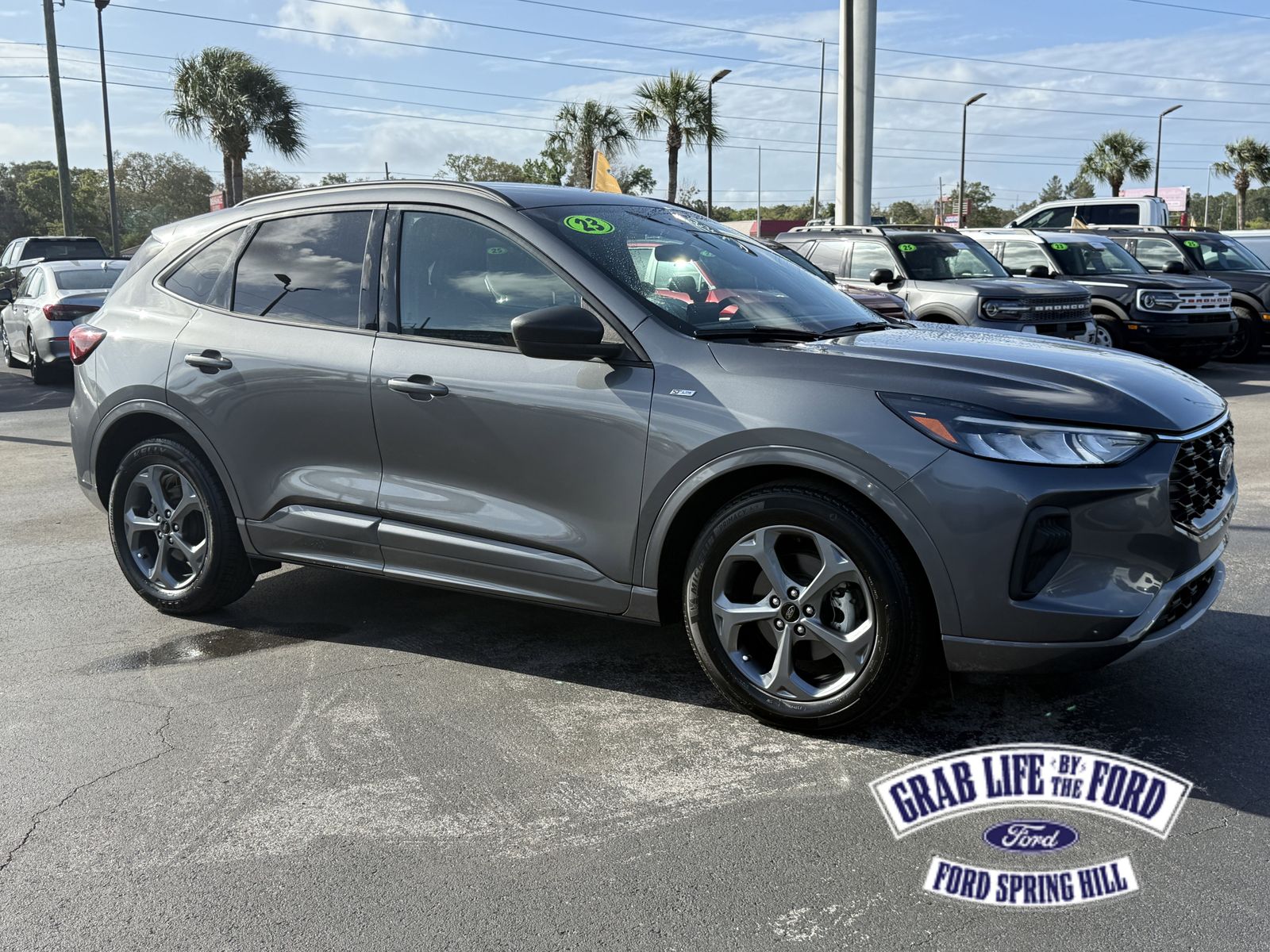 Carbonized Gray Metallic 2023 Ford Escape Hybrid ST-Line FWD SUV / Crossover Front-Wheel Drive Continuously Variable Transmission