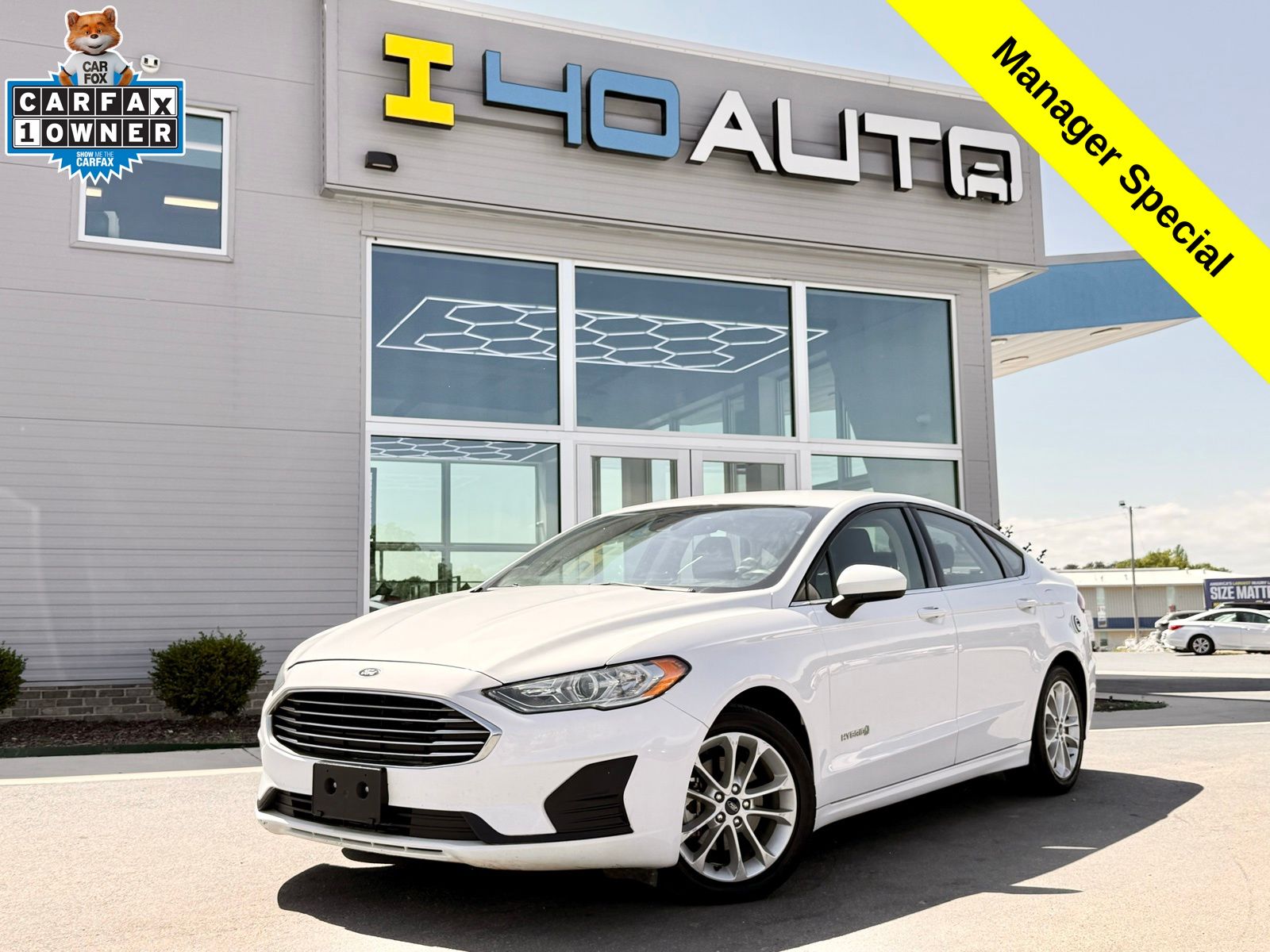 Oxford White 2019 Ford Fusion Hybrid SE FWD Sedan Front-Wheel Drive Continuously Variable Transmission