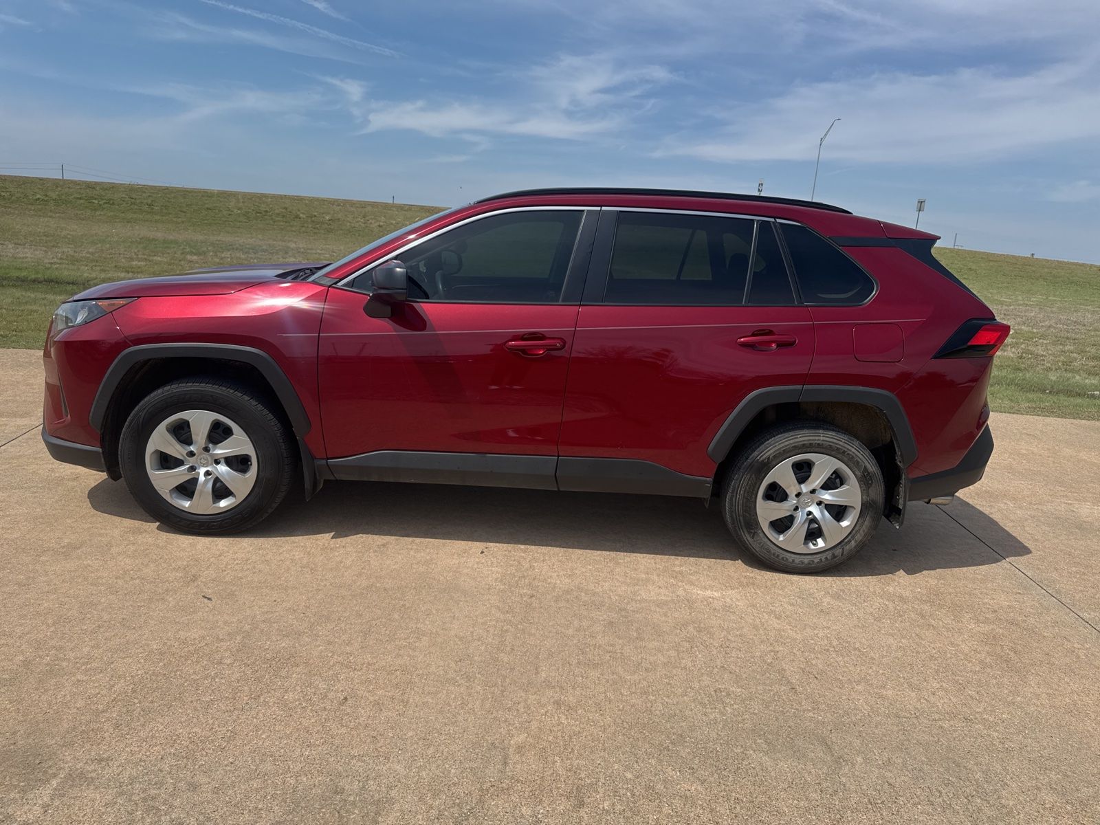 View vehicle photo 2