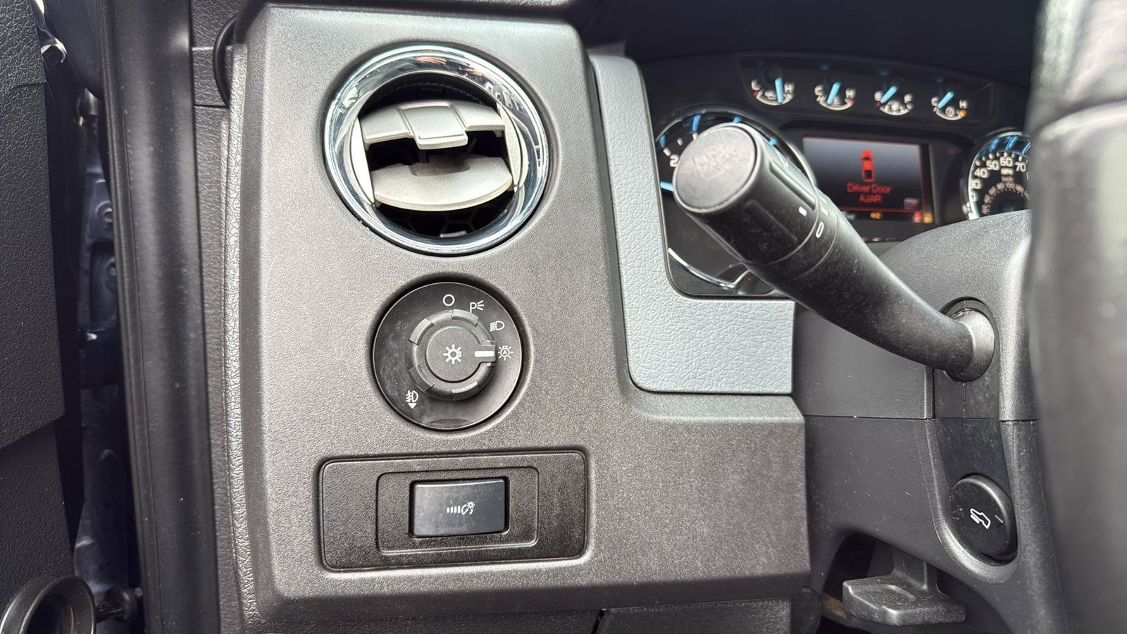 Used Car 2011 Ford F-150  Xlt For Sale Under $12,000 In Austin, Texas