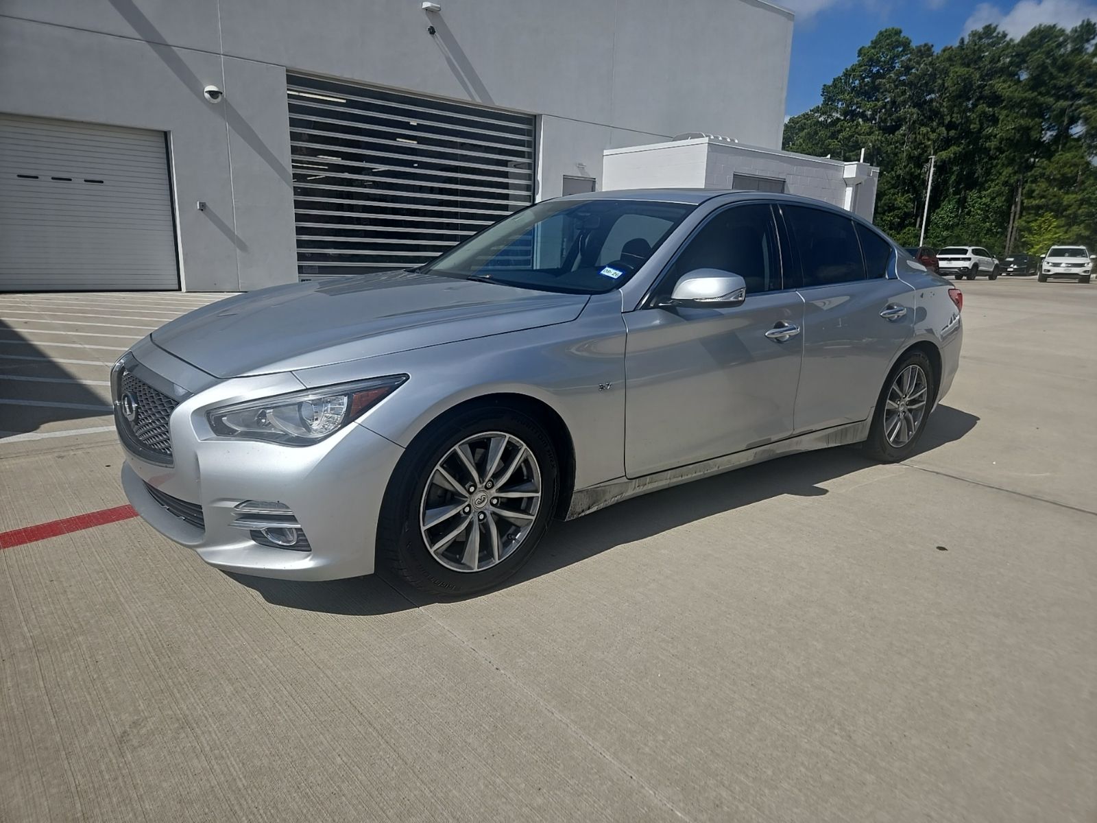  2015 INFINITI Q50 3.7 RWD   