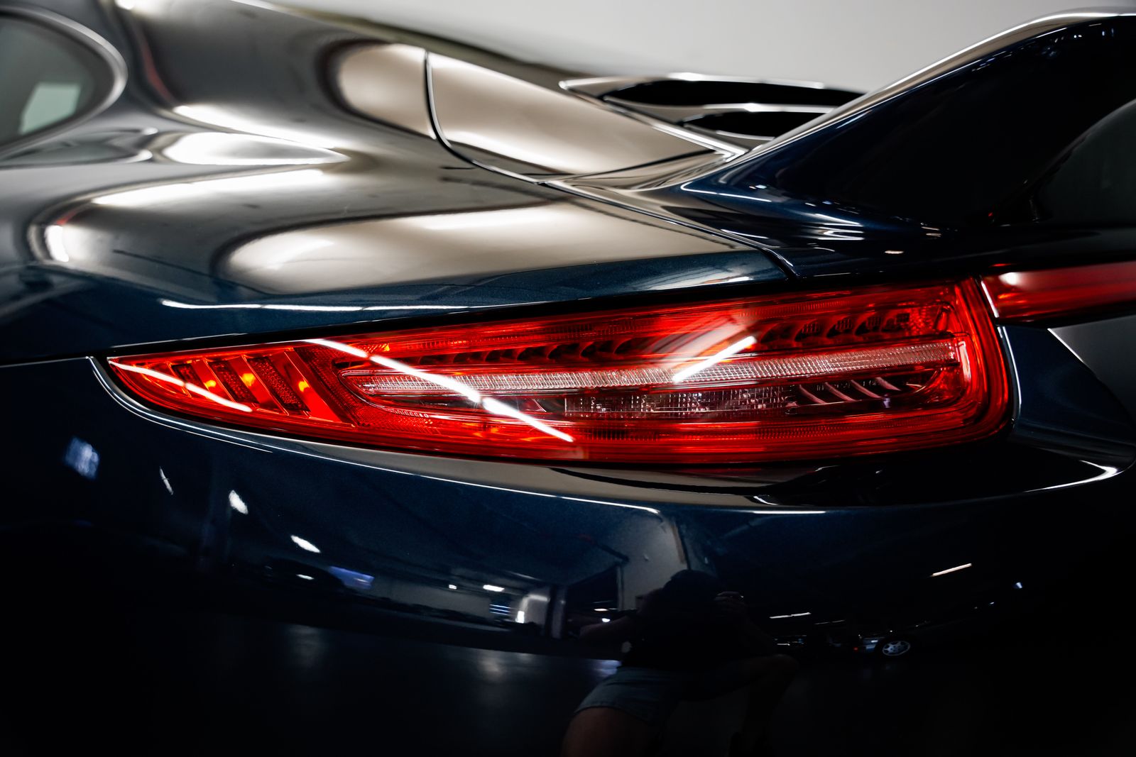2014 Porsche 911 Carrera 4 — photo 30
