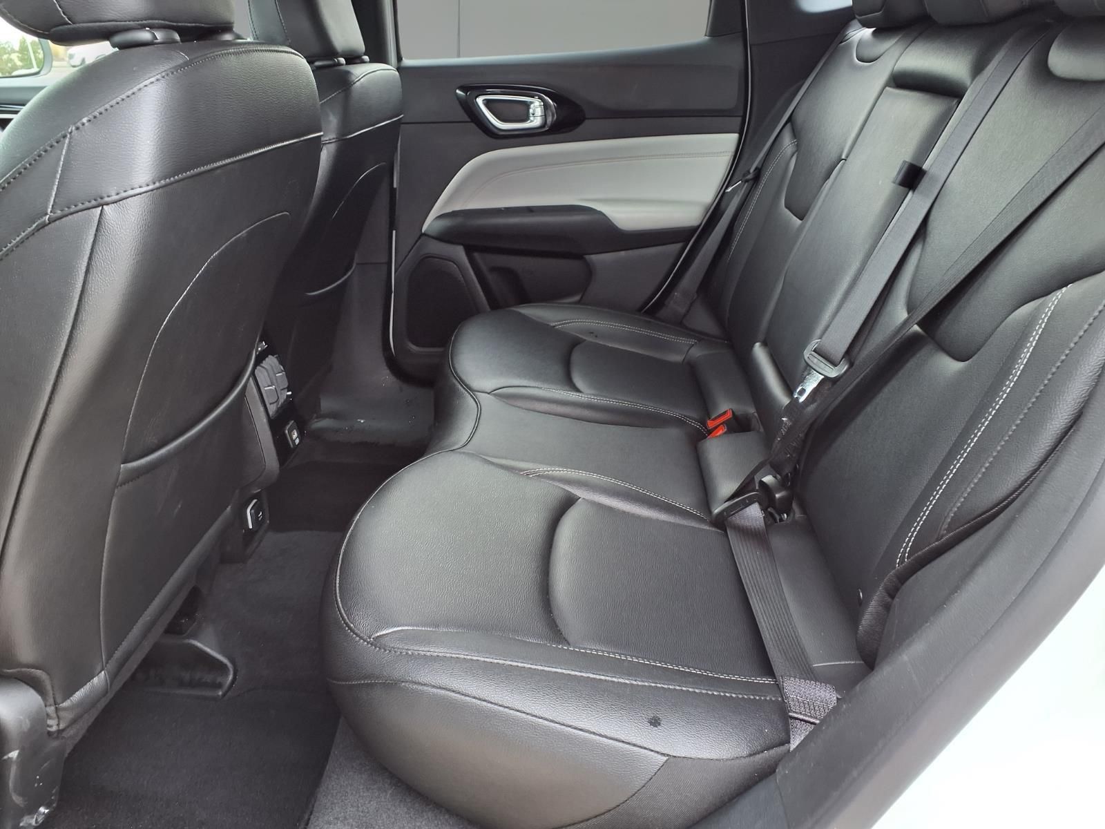2025 Jeep Compass Limited White at Texan Dodge Chrysler Jeep Ram