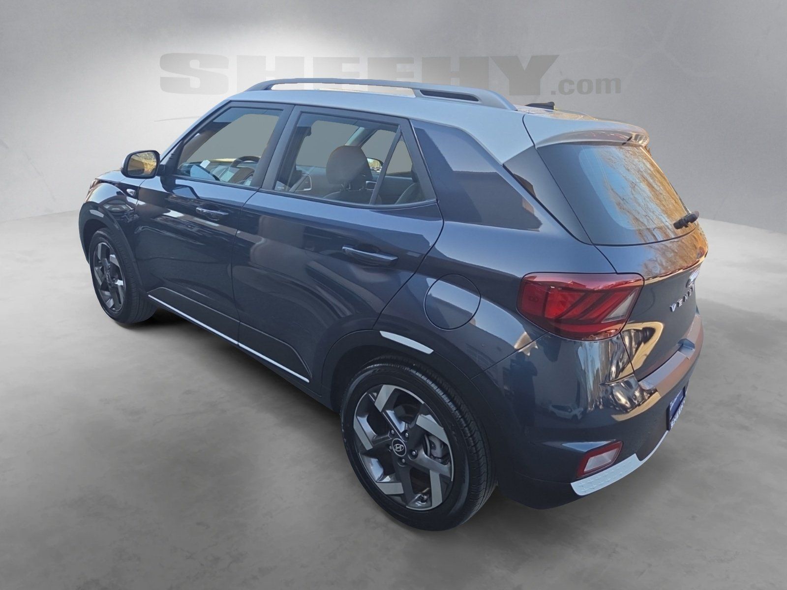 Used 2025 White Hyundai Limited image 14