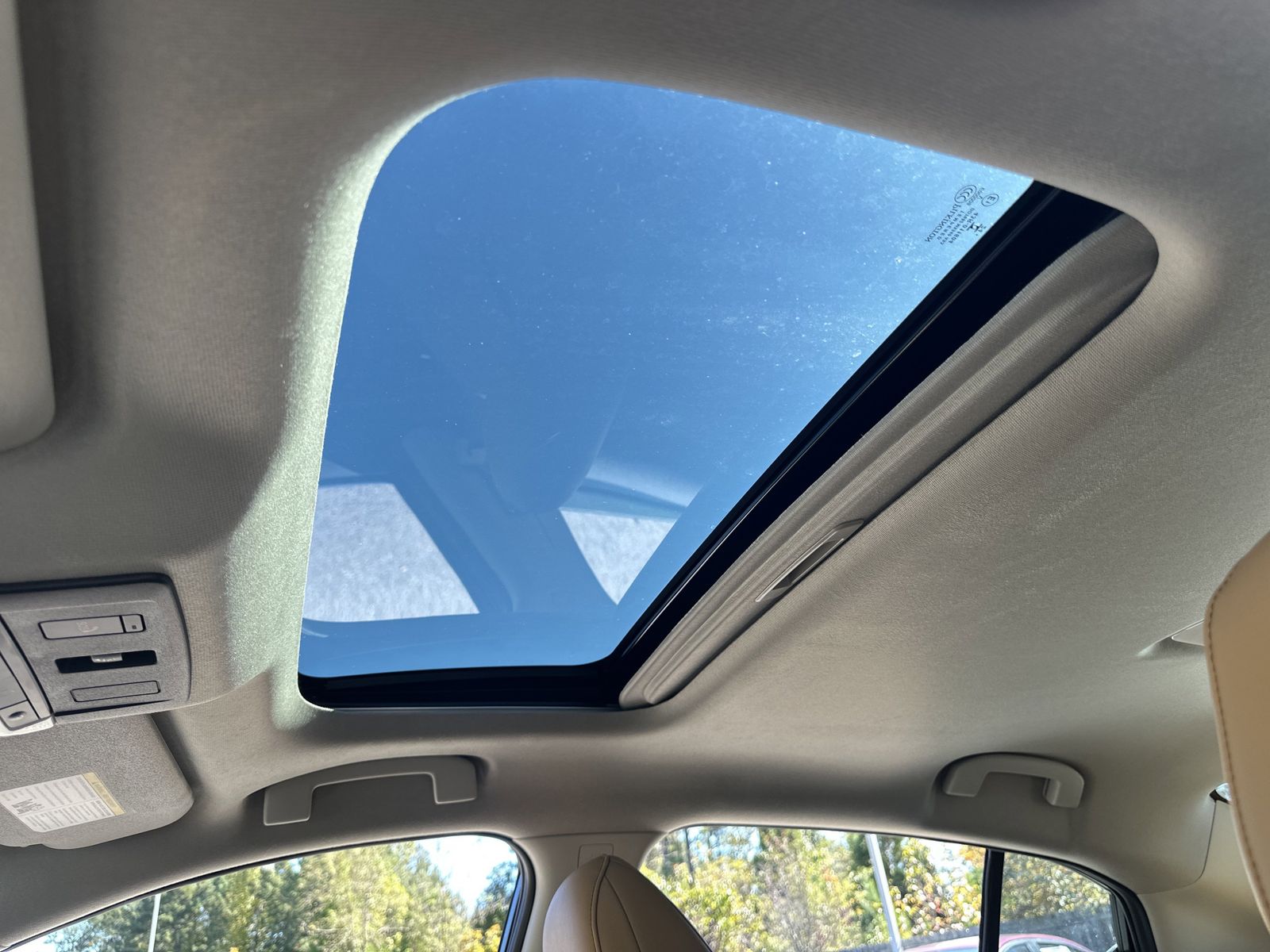 2025 Nissan Sentra SV photo 4