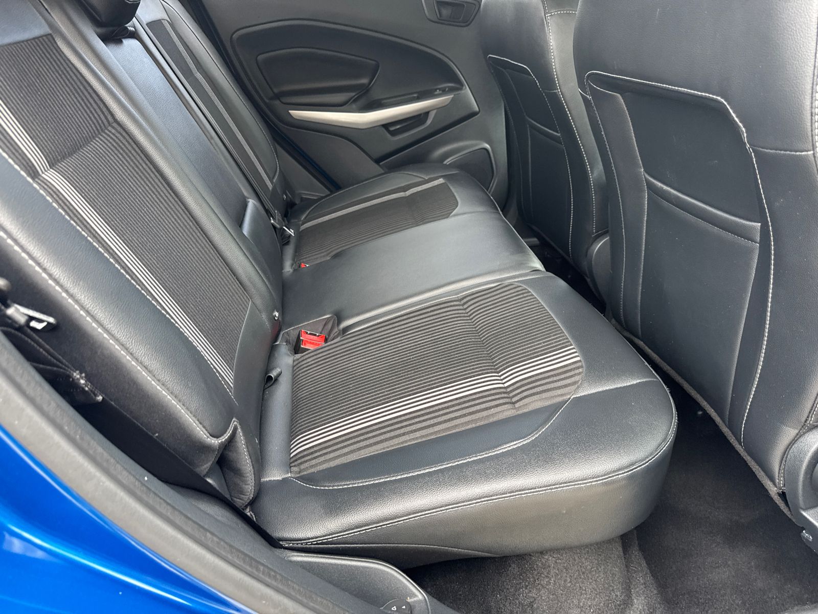 2019 Ford EcoSport SES photo 13