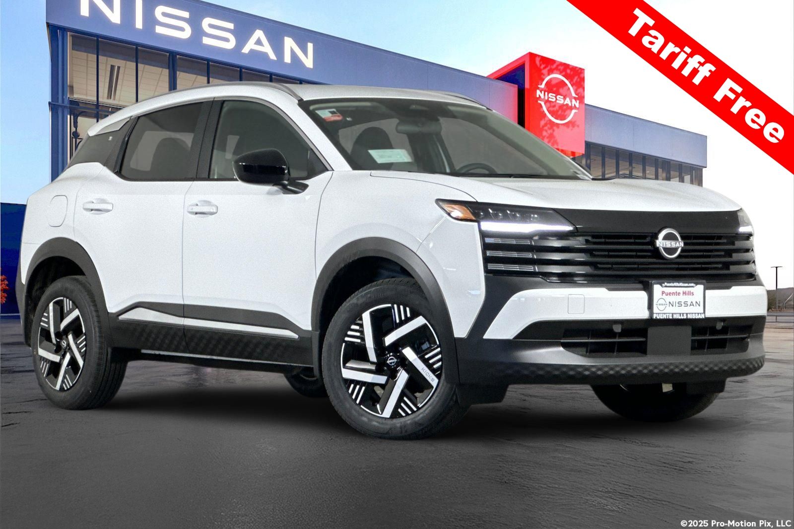 2026 Nissan Kicks 2.0 SV's photo