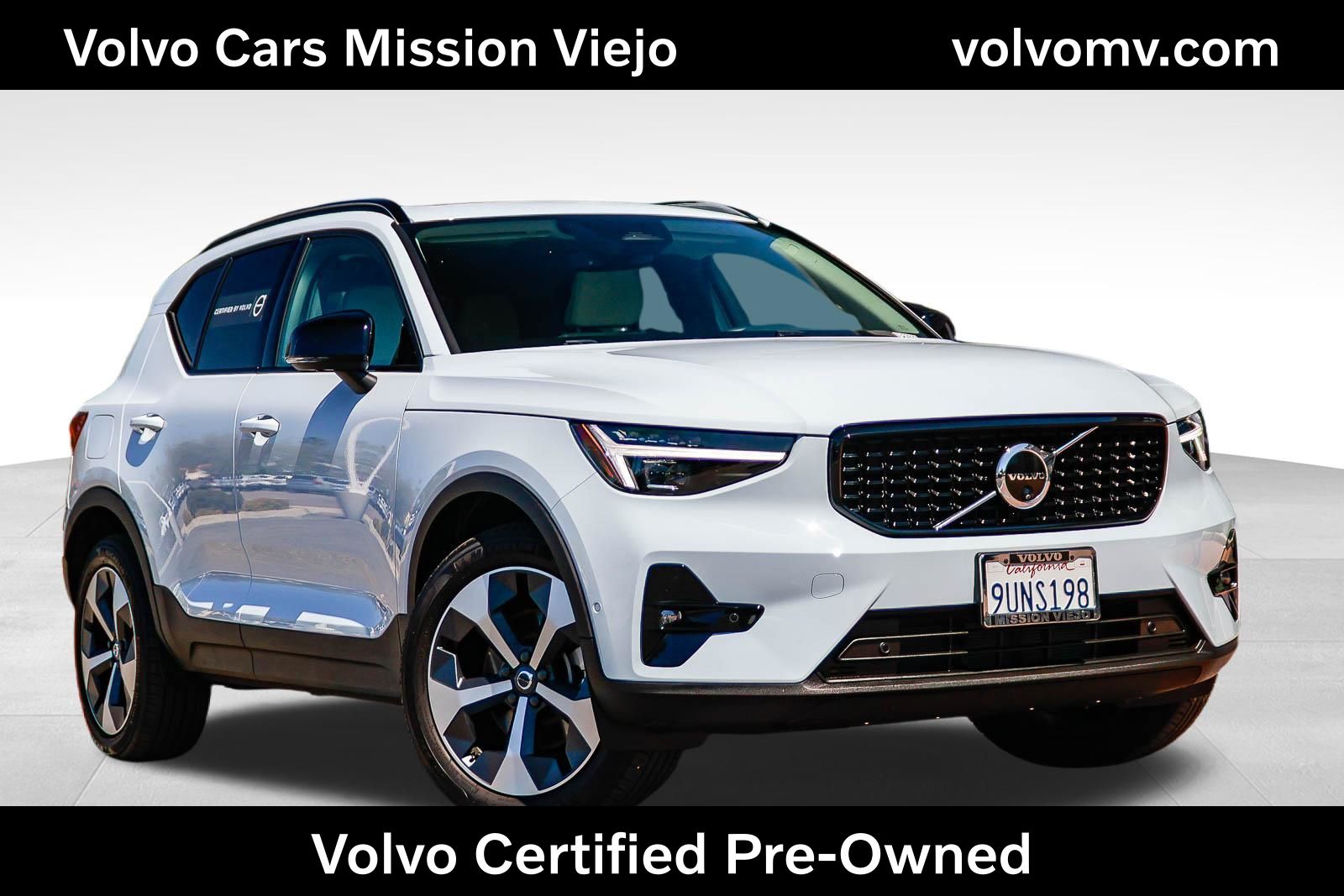 2026 Volvo XC40 B5 Plus