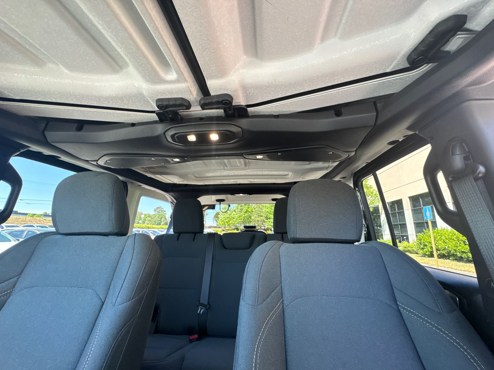 Used 2025 Black Jeep Sport S image 31
