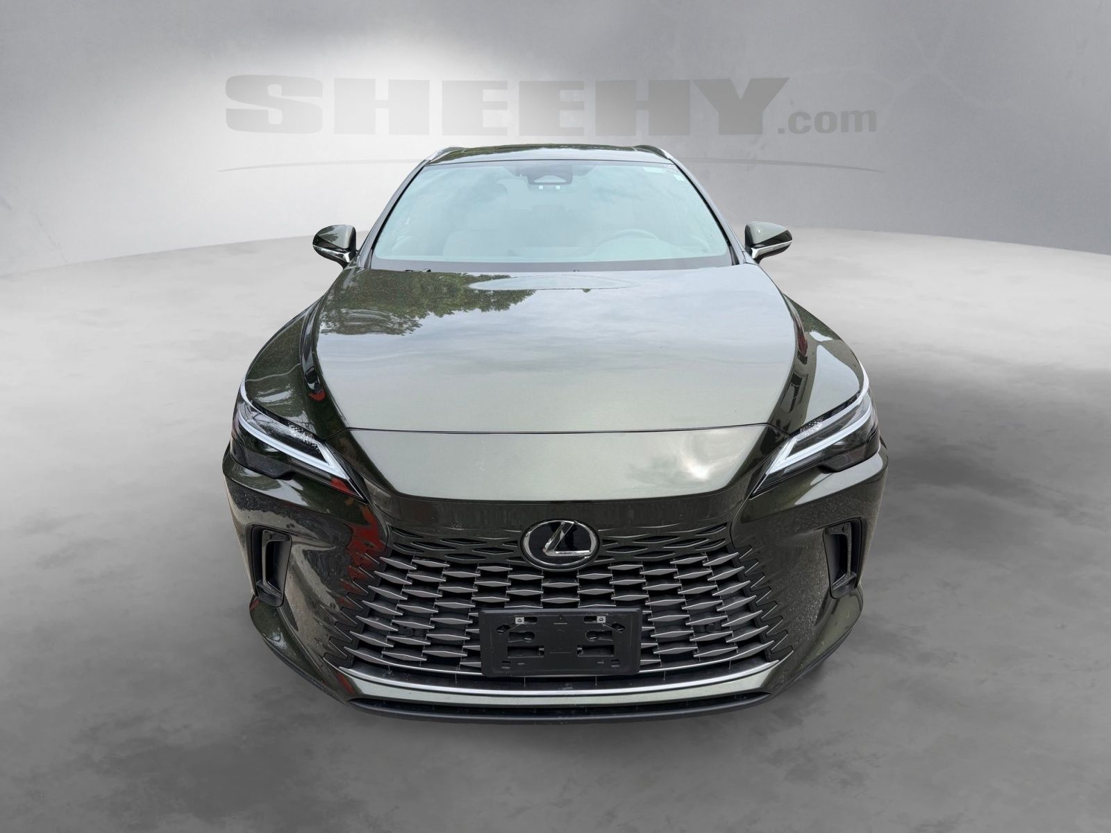 Used 2025 Green Lexus 350h Premium image 3