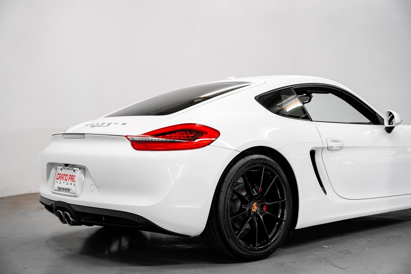 2014 Porsche Cayman S — photo 32