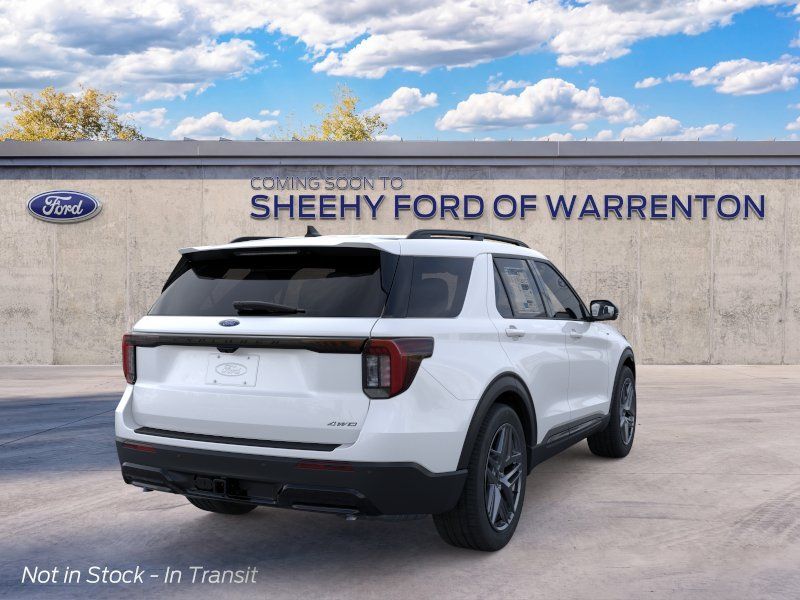 New 2026 Star White Metallic Tri-Coat Ford ST-Line image 8