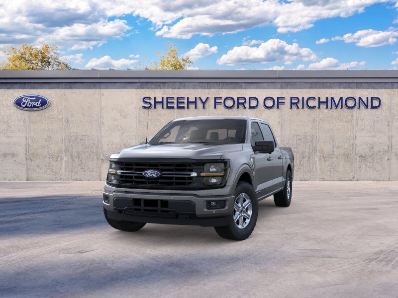New 2026 Carbonized Gray Metallic Ford XLT image 3