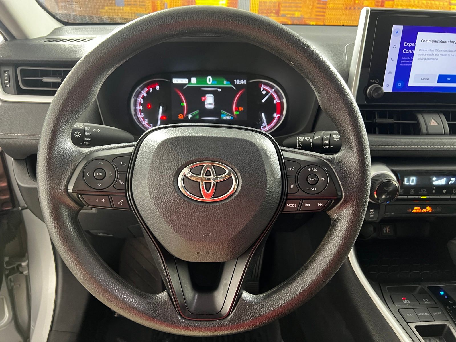 Thumbnail: 2025 Toyota RAV4 - 15