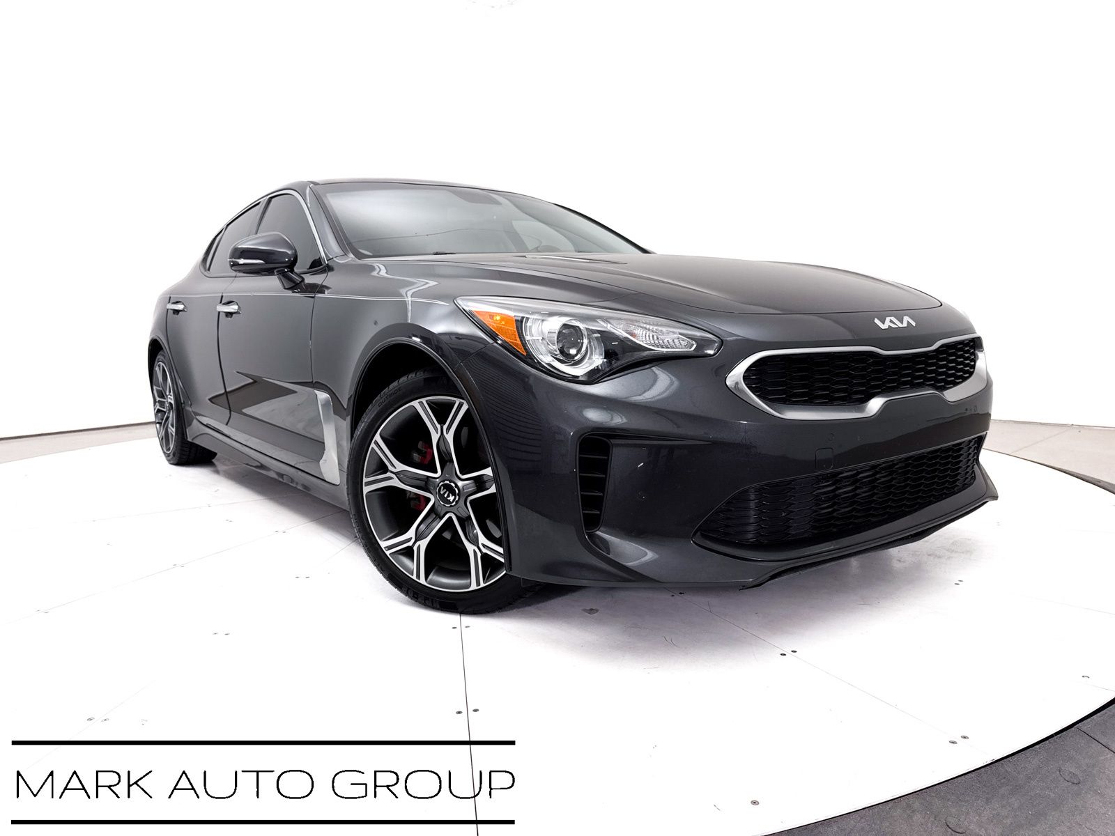 2019 Kia Stinger Base