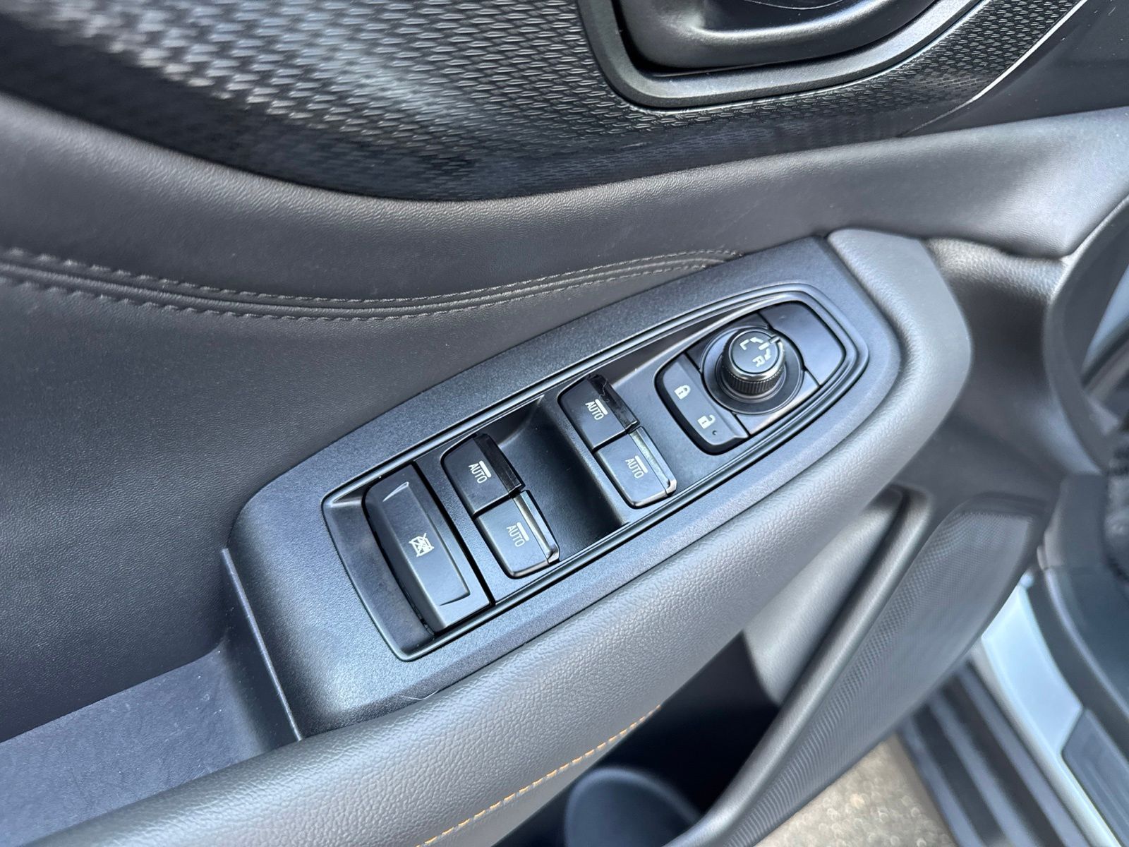 Used 2023 Ice Silver Metallic Subaru Wilderness image 35