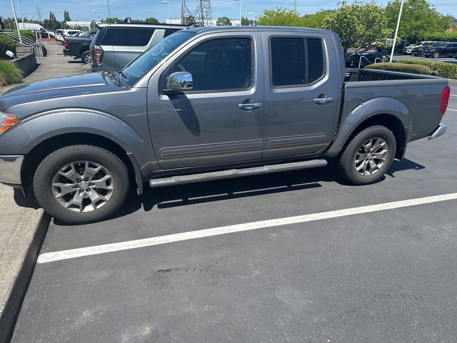2019 Nissan Frontier 4.0 SL Crew Cab 4X4 AT SWB's photo