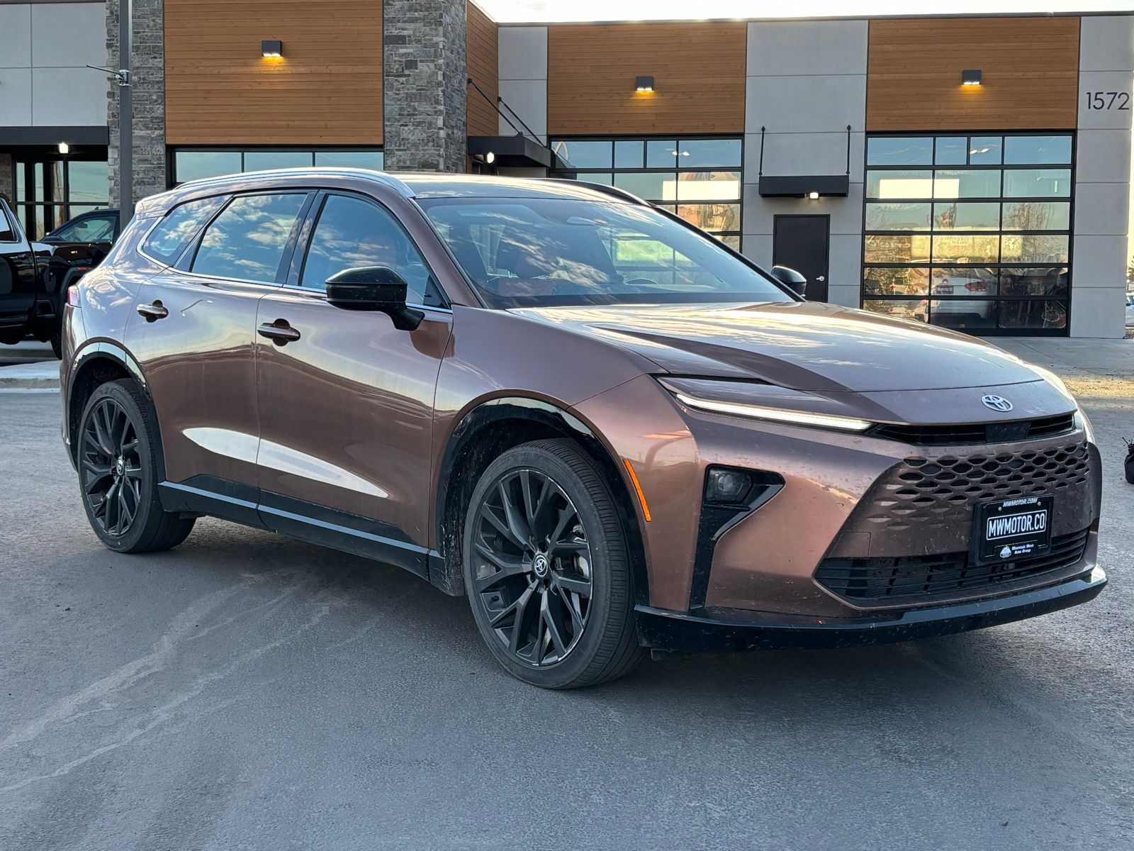 Bronze 2025 Toyota Crown Signia Limited AWD SUV / Crossover All-Wheel Drive Continuously Variable Transmission