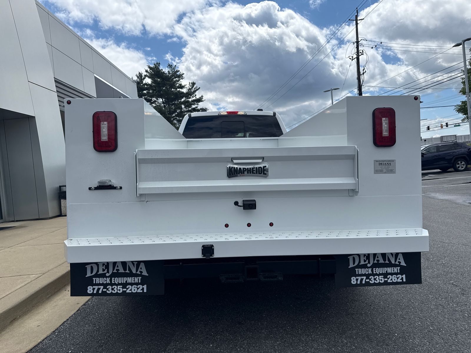 New 2026 Oxford White Ford XL image 19