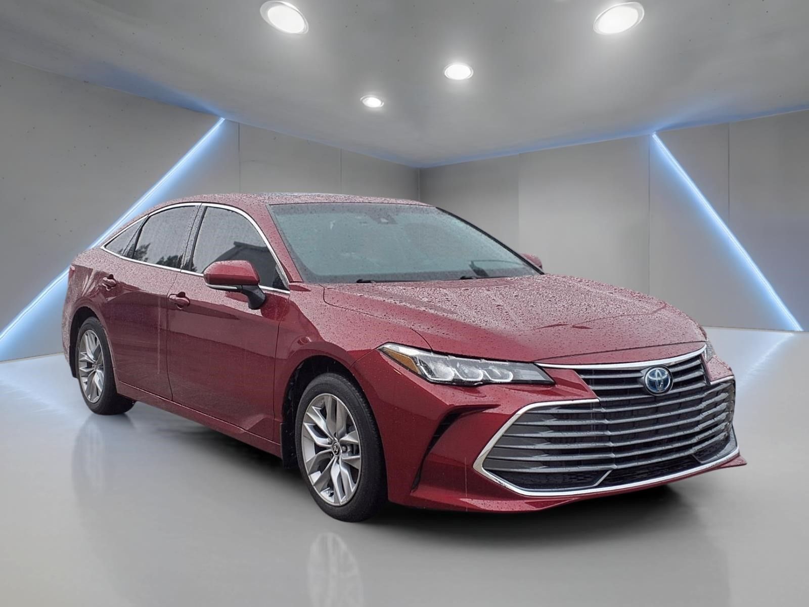 2022 Toyota Avalon Hybrid XLE Plus - 4