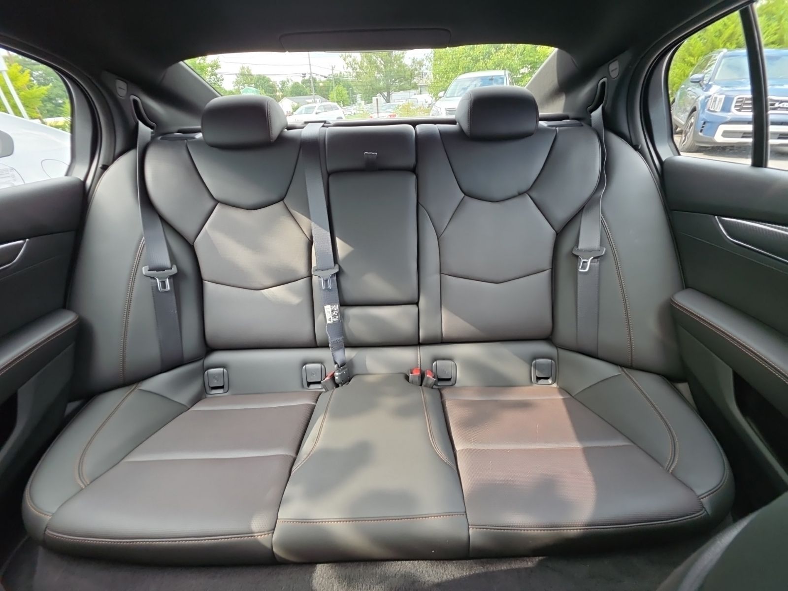 Used 2024 White Cadillac Sport image 30