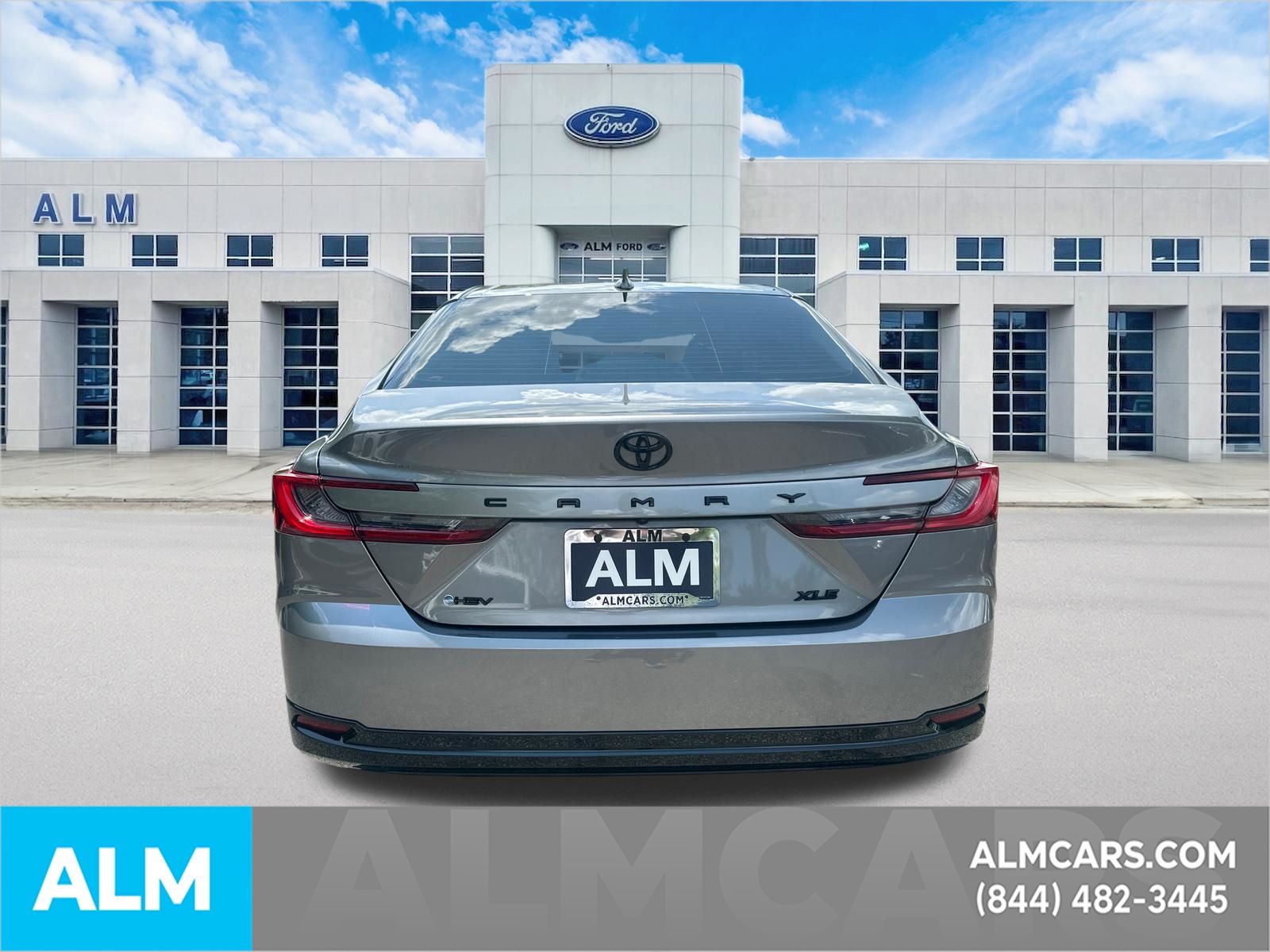 Used 2026  Toyota XLE image 6