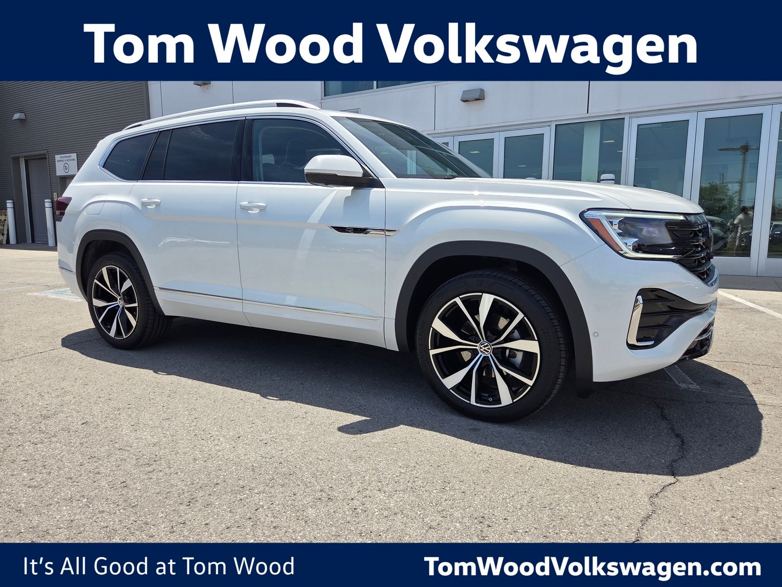 new 2026 Volkswagen Atlas car, priced at $54,258