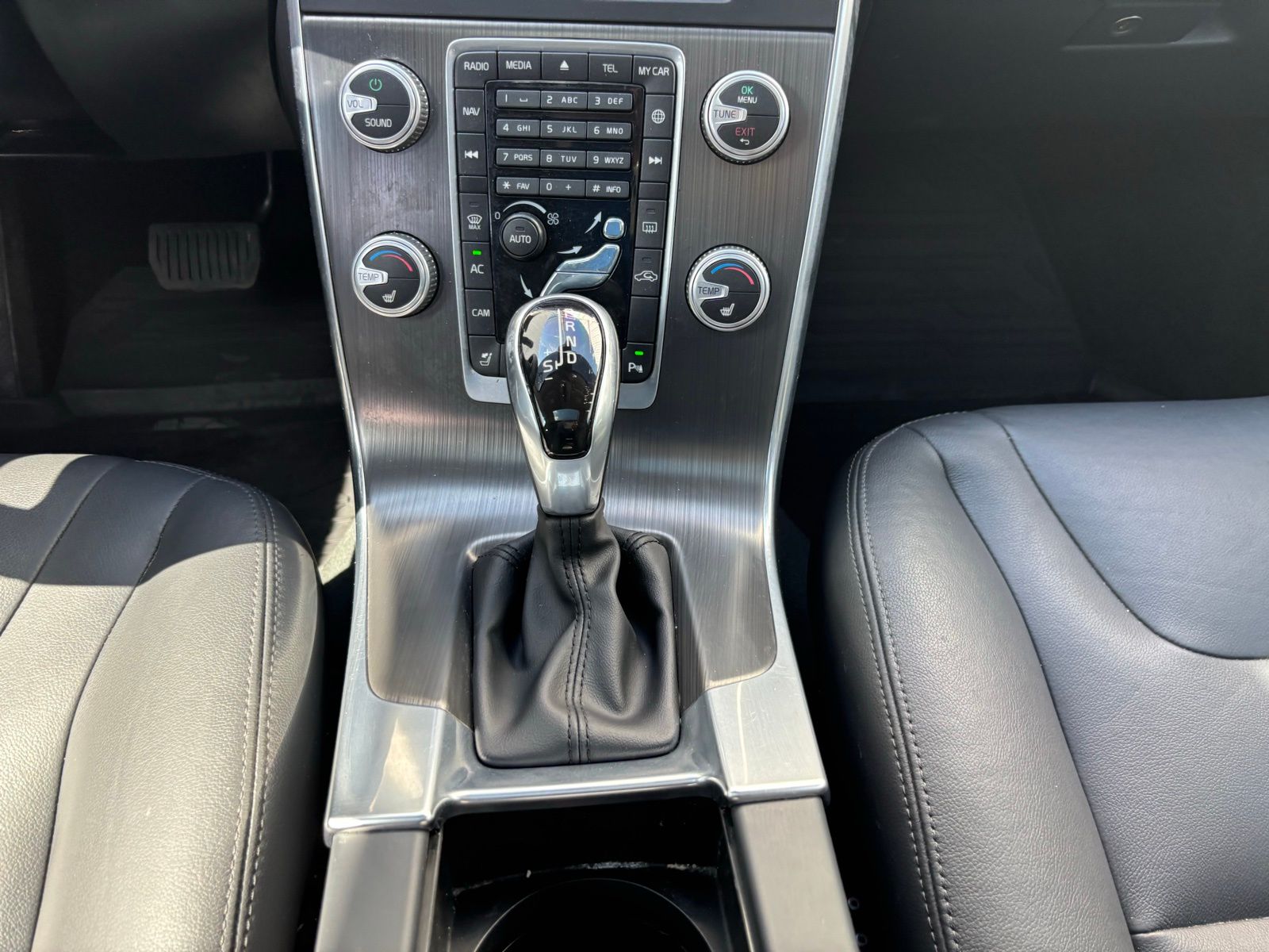 Used Car 2016 Volvo V60  T5 Premier For Sale Under $10,000 In Austin, Texas