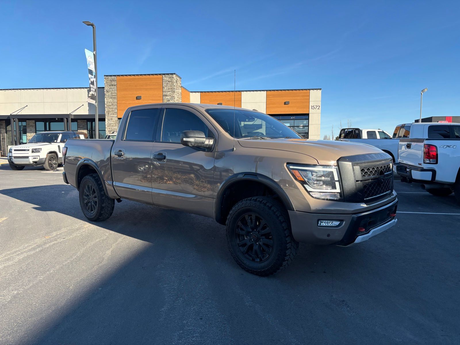 2021 Nissan Titan PRO-4X's photo