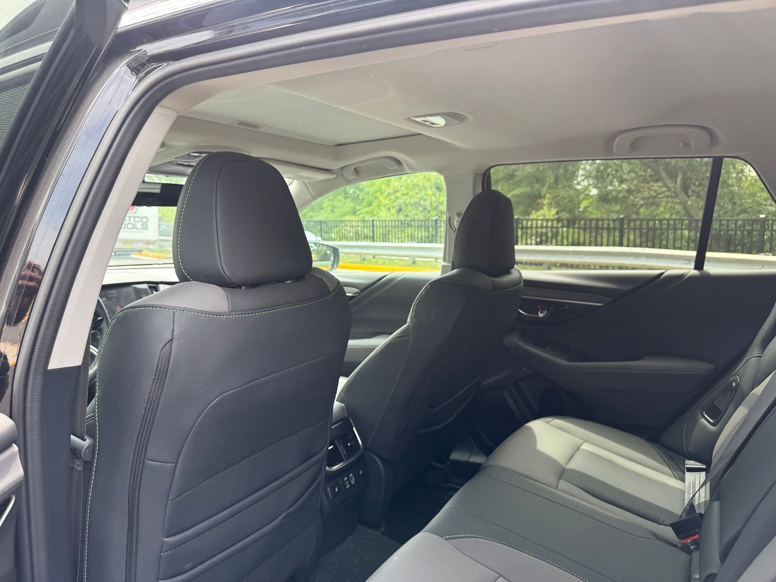 Used 2024 Black Subaru Onyx Edition XT image 27