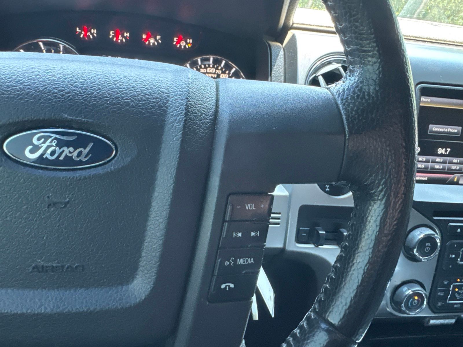 Used 2014  Ford FX4 image 19