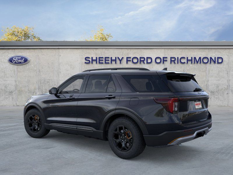 New 2026 Agate Black Metallic Ford Tremor image 5