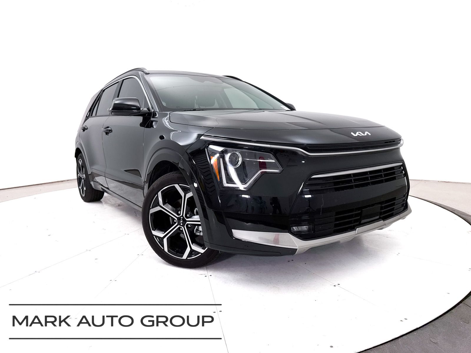 Aurora Black Pearl 2025 Kia Niro SUV / Crossover Front-Wheel Drive 6-Speed Dual Clutch