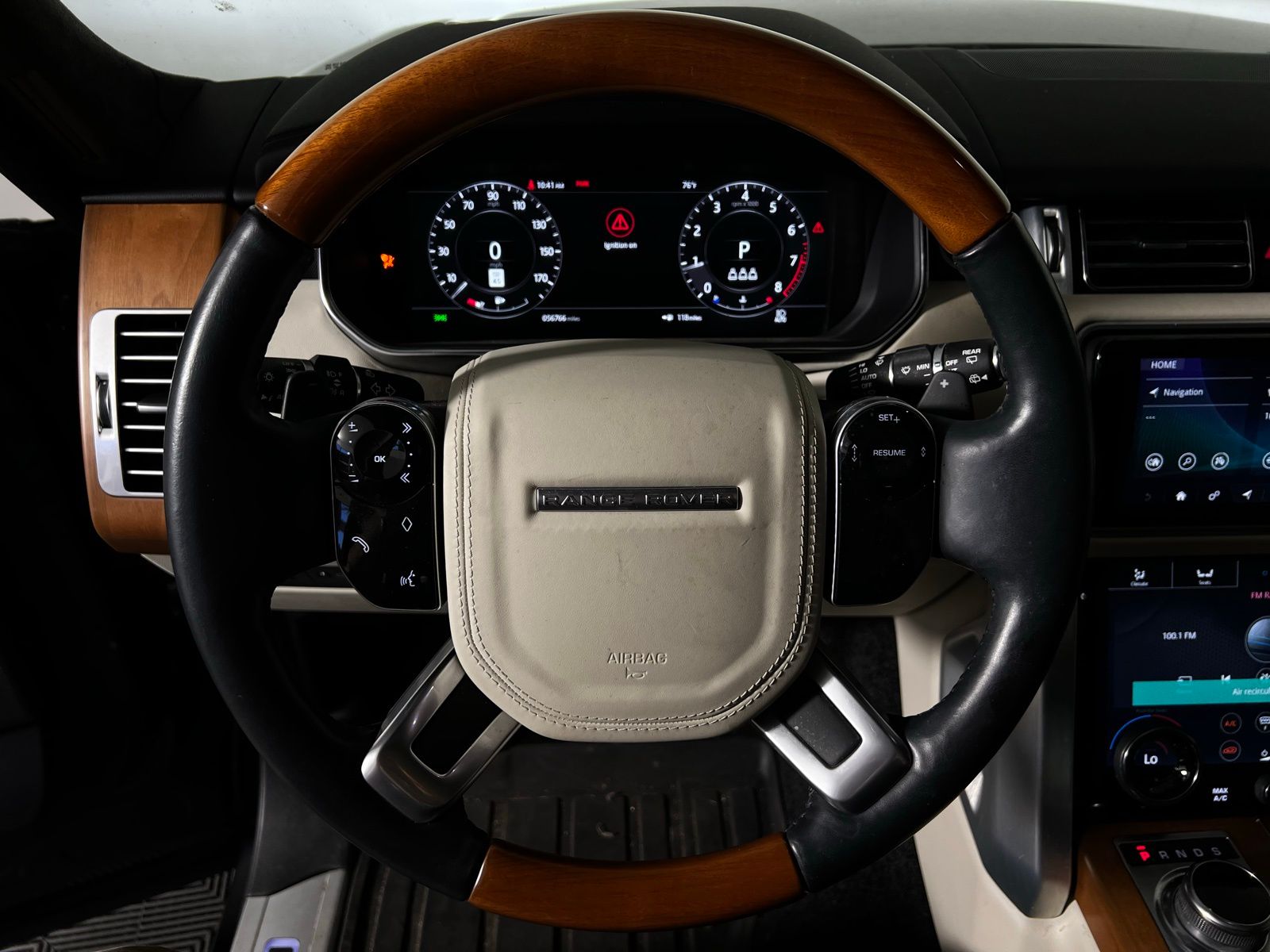 Thumbnail: 2021 Land Rover Range Rover - 9