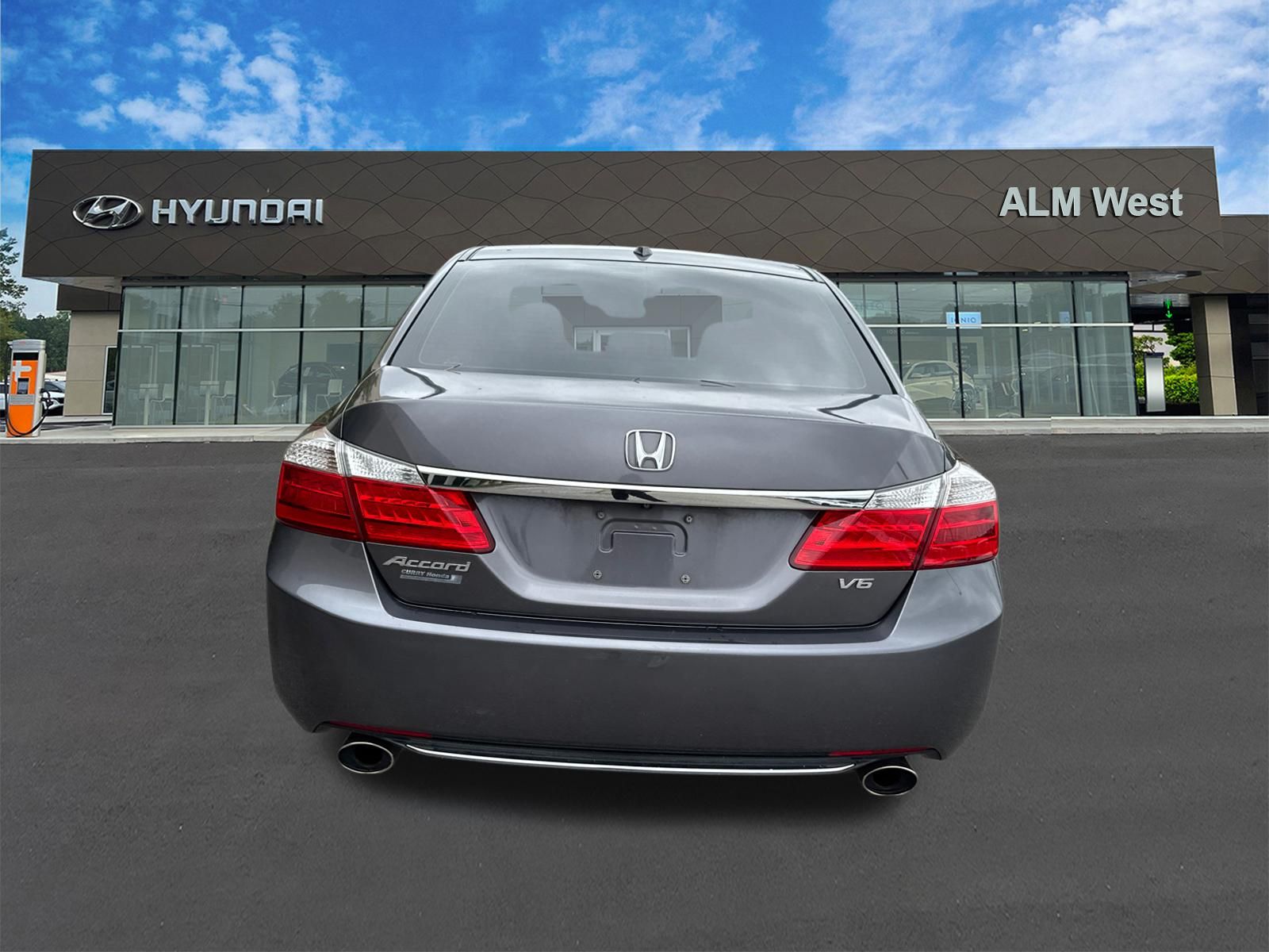 Used 2015  Honda EX-L image 6