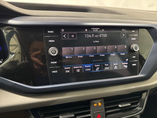 Used Car 2022 Volkswagen Taos  1.5t Se For Sale Under $20,000 In Austin, Texas