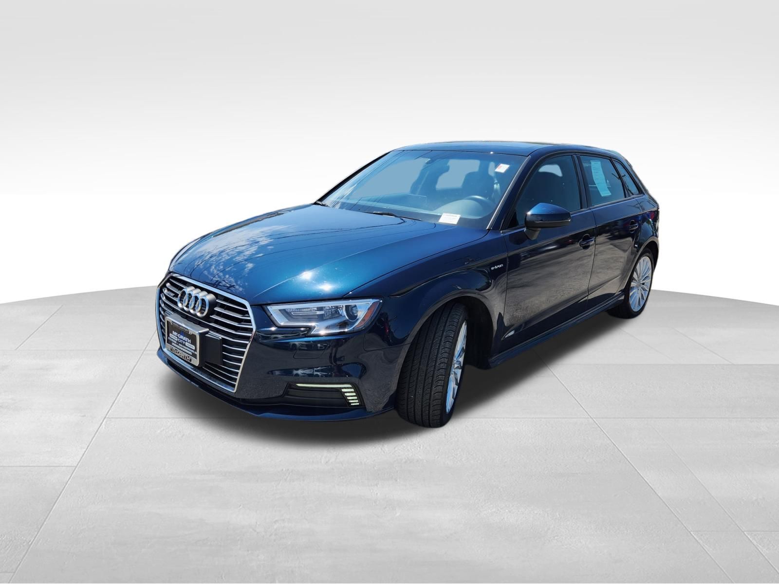 2017 Audi A3 e-tron 1.4T Premium 3