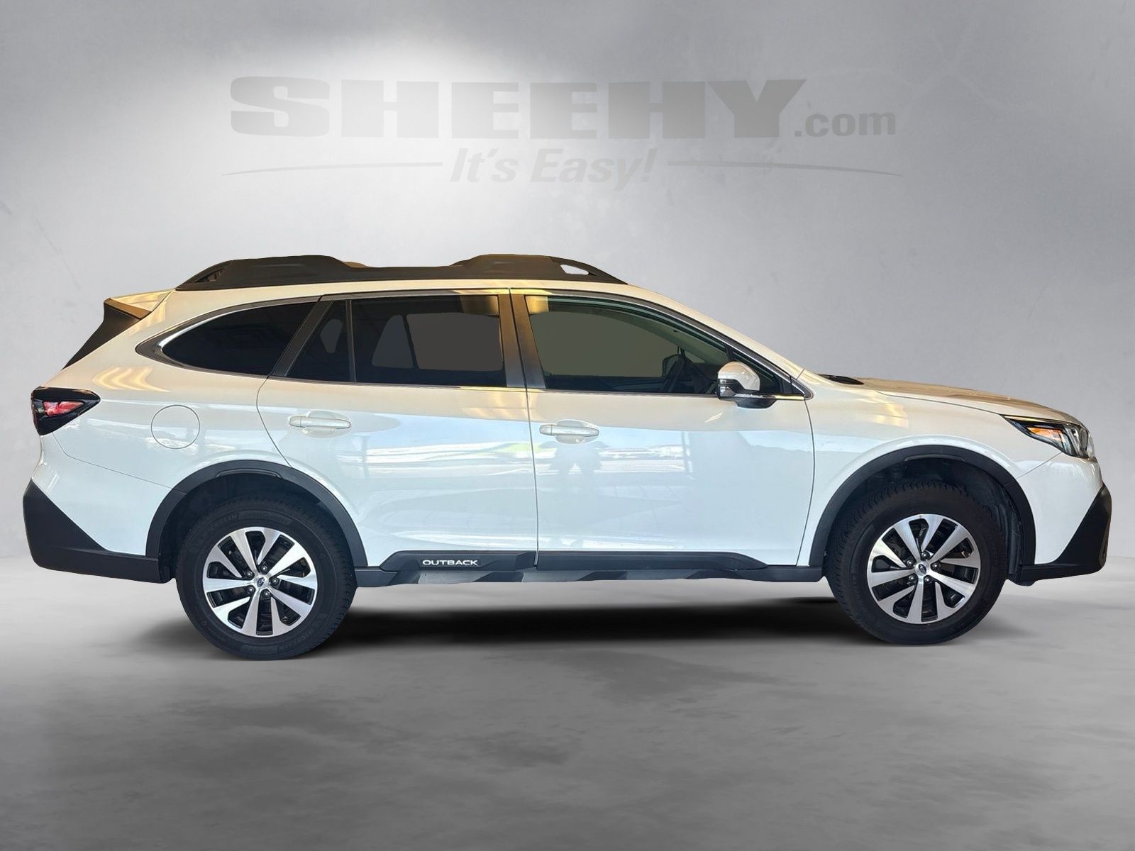 Used 2022 Crystal White Pearl Subaru Premium image 7