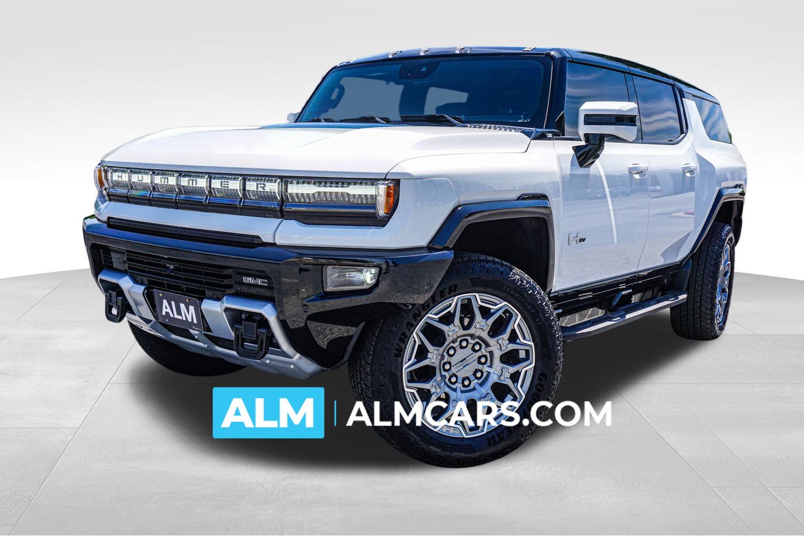 Interstellar White 2025 GMC Hummer EV SUV 3X AWD SUV / Crossover All-Wheel Drive 1-Speed Automatic