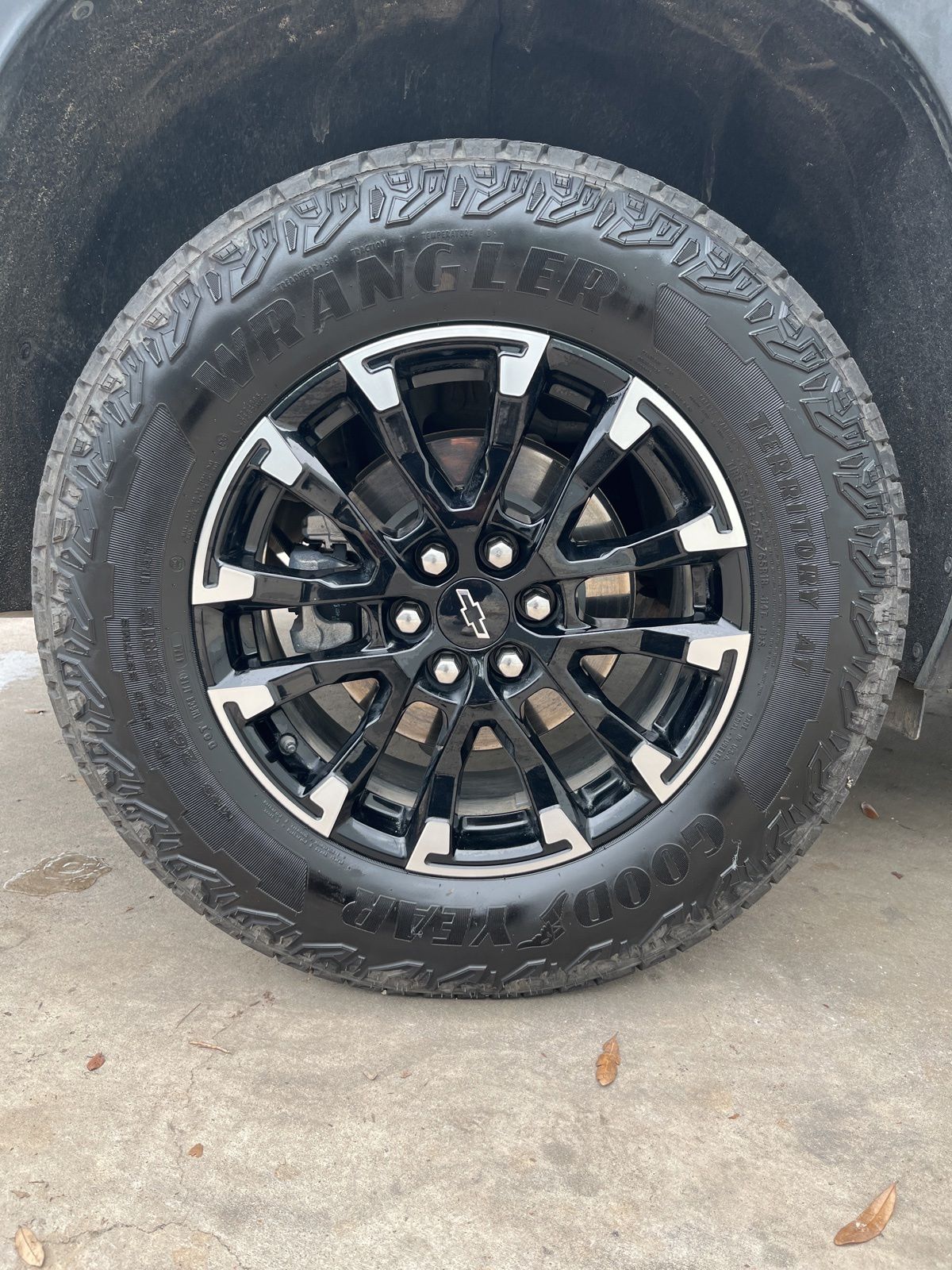 Used Car 2025 Chevrolet Traverse  Utility Awd 4dr Z71 All Wheel Drive For Sale Under $50,000 In Austin, Texas