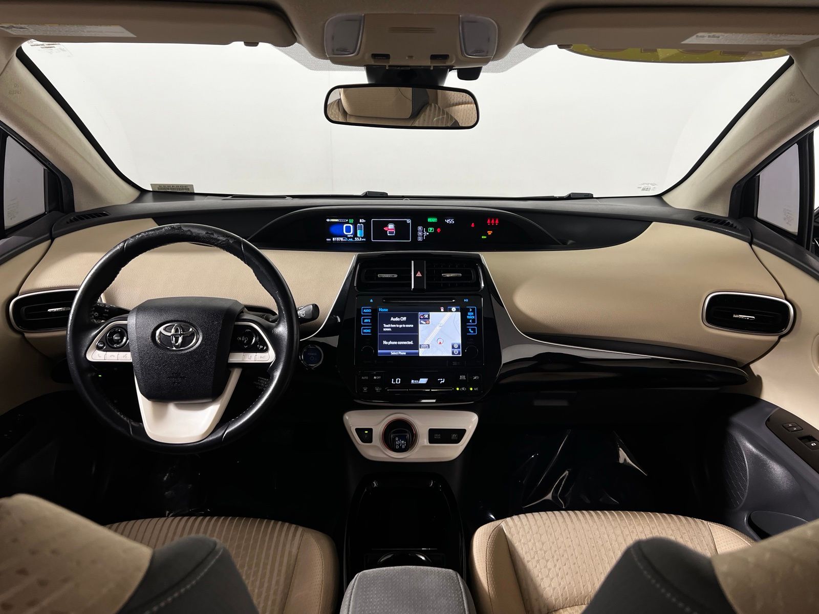 Thumbnail: 2018 Toyota Prius - 24