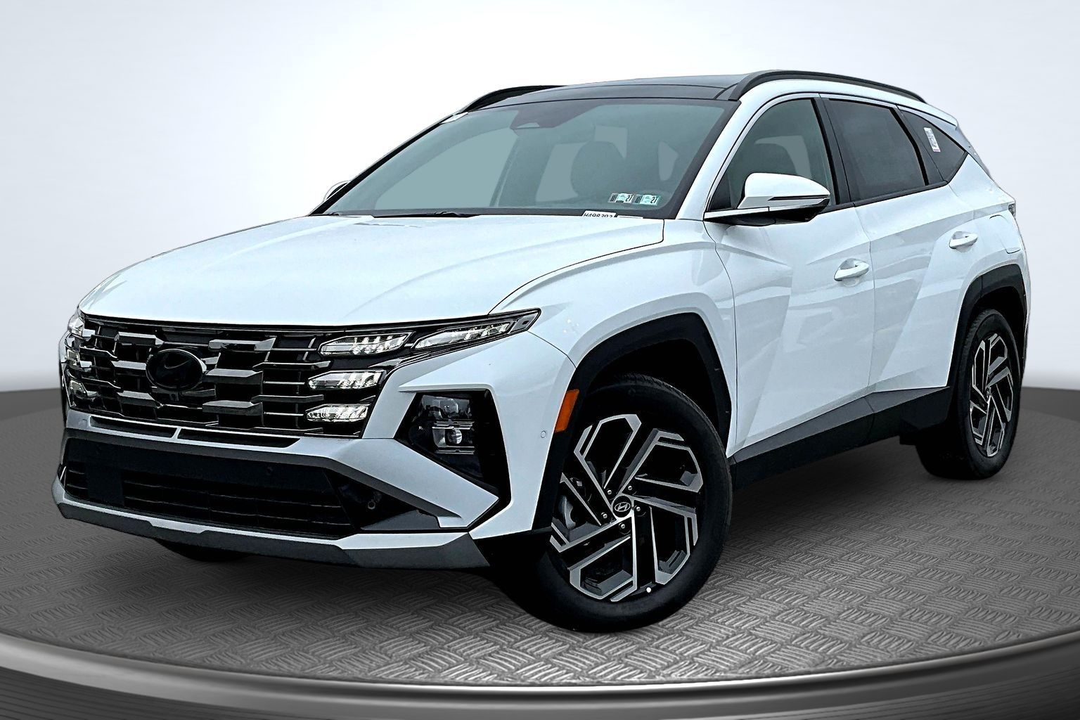 Creamy White Pearl 2026 Hyundai Tucson Hybrid Plug-In SUV / Crossover All-Wheel Drive 6-Speed Automatic