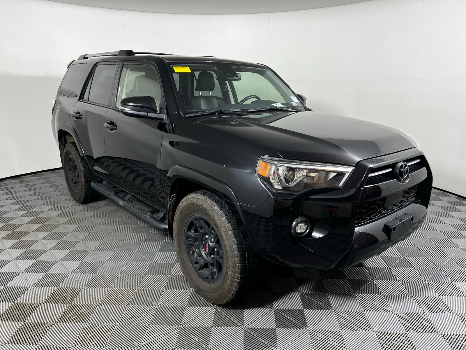 2023 Toyota 4Runner SR5 3