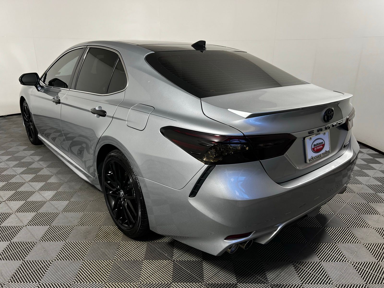 2023 Toyota Camry XSE 7