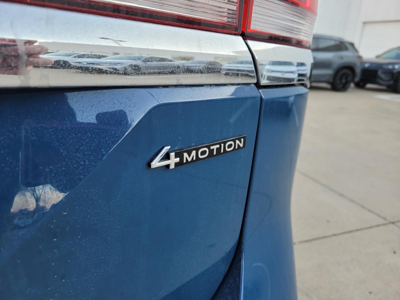 used 2025 Volkswagen Atlas car, priced at $39,700