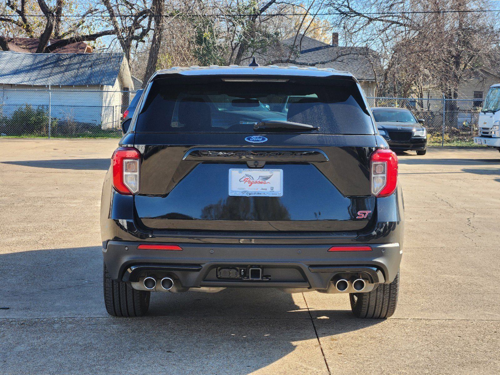 2022 Ford Explorer ST 8