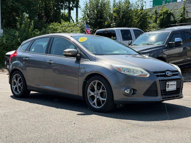 2014 Ford Focus SE Hatchback